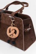 Charms de sac bretzel en crochet
